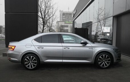Skoda Superb III рестайлинг, 2023 год, 2 390 000 рублей, 4 фотография