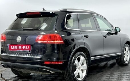 Volkswagen Touareg III, 2012 год, 1 700 000 рублей, 6 фотография