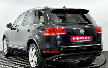 Volkswagen Touareg III, 2012 год, 1 700 000 рублей, 8 фотография
