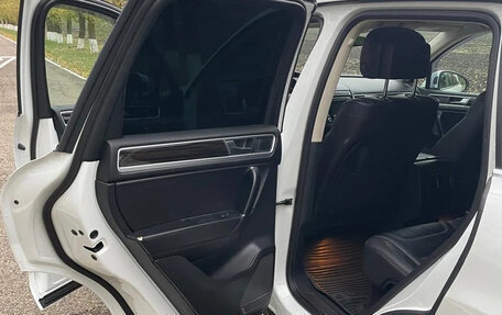 Volkswagen Touareg III, 2016 год, 2 650 000 рублей, 12 фотография