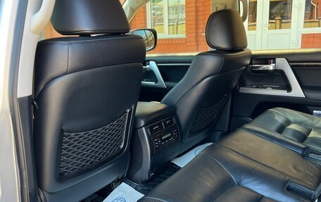 Toyota Land Cruiser 200, 2012 год, 4 250 000 рублей, 10 фотография
