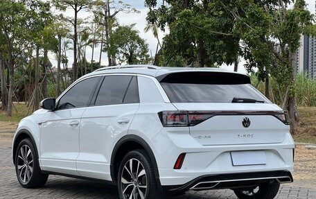 Volkswagen T-Roc I, 2023 год, 1 660 000 рублей, 7 фотография
