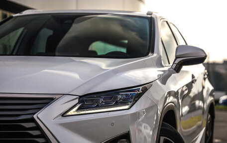 Lexus RX IV рестайлинг, 2017 год, 3 299 000 рублей, 2 фотография