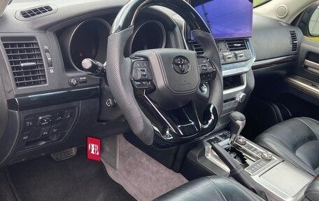 Toyota Land Cruiser 200, 2011 год, 2 800 000 рублей, 3 фотография