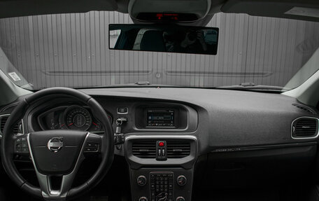 Volvo V40 Cross Country I, 2014 год, 1 650 000 рублей, 10 фотография