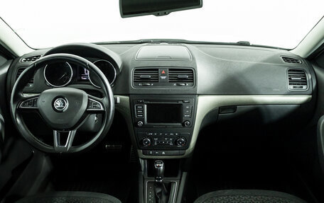 Skoda Yeti I рестайлинг, 2014 год, 1 149 700 рублей, 13 фотография