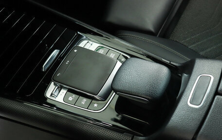 Mercedes-Benz GLB, 2020 год, 3 650 000 рублей, 15 фотография