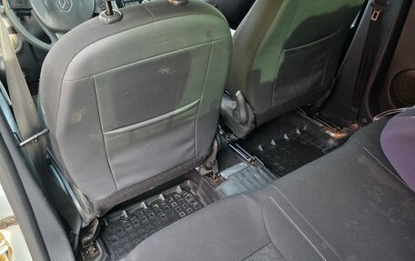 Renault Logan II, 2015 год, 640 000 рублей, 7 фотография