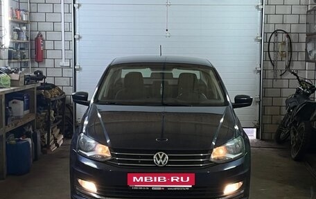 Volkswagen Polo VI (EU Market), 2016 год, 1 090 000 рублей, 3 фотография