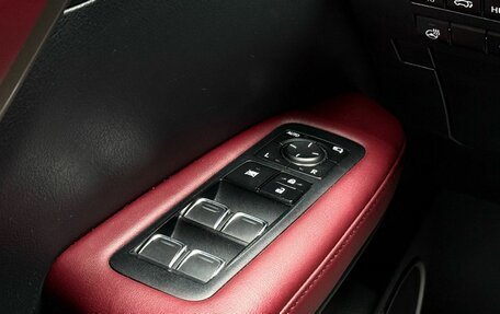 Lexus RX IV рестайлинг, 2016 год, 3 799 000 рублей, 27 фотография