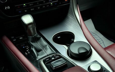 Lexus RX IV рестайлинг, 2016 год, 3 799 000 рублей, 18 фотография