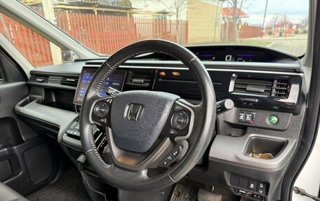 Honda Stepwgn IV рестайлинг, 2021 год, 2 000 000 рублей, 8 фотография