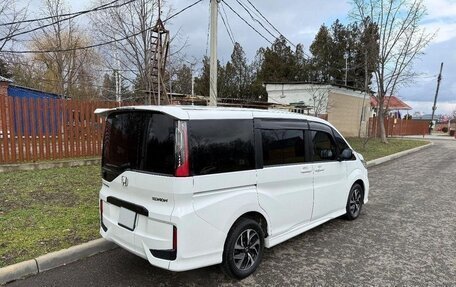 Honda Stepwgn IV рестайлинг, 2021 год, 2 000 000 рублей, 6 фотография