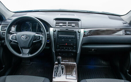 Toyota Camry, 2016 год, 1 795 000 рублей, 15 фотография
