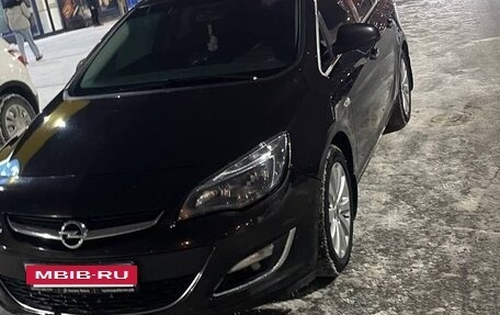 Opel Astra J, 2013 год, 810 000 рублей, 3 фотография