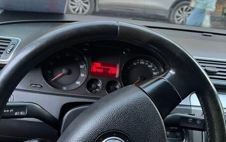 Volkswagen Passat B6, 2007 год, 470 000 рублей, 9 фотография