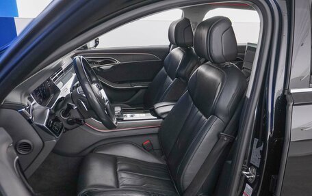 Audi A8, 2018 год, 4 399 547 рублей, 10 фотография