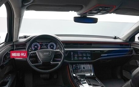 Audi A8, 2018 год, 4 399 547 рублей, 6 фотография