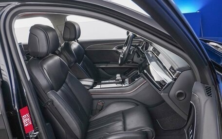 Audi A8, 2018 год, 4 399 547 рублей, 8 фотография