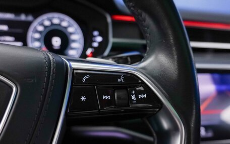 Audi A8, 2018 год, 4 399 547 рублей, 15 фотография