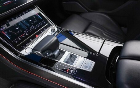 Audi A8, 2018 год, 4 399 547 рублей, 16 фотография