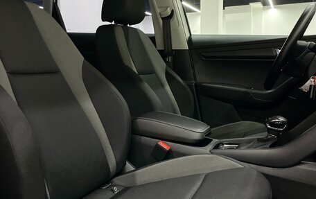 Skoda Karoq I, 2021 год, 2 550 000 рублей, 26 фотография