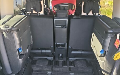 Nissan Serena IV, 2017 год, 1 600 000 рублей, 14 фотография