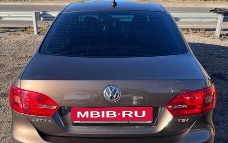 Volkswagen Jetta VII, 2011 год, 1 300 000 рублей, 3 фотография
