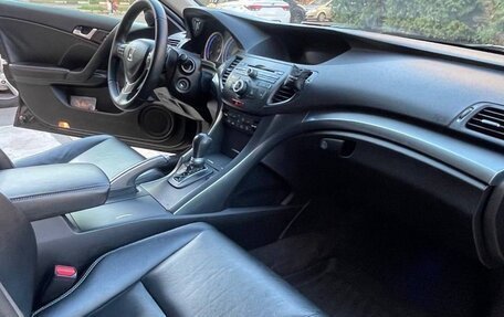 Honda Accord VIII рестайлинг, 2012 год, 1 100 000 рублей, 9 фотография