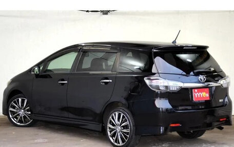 Toyota Wish II, 2017 год, 1 450 000 рублей, 7 фотография
