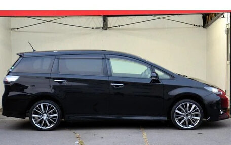 Toyota Wish II, 2017 год, 1 450 000 рублей, 5 фотография