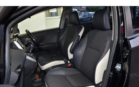Toyota Wish II, 2017 год, 1 450 000 рублей, 18 фотография