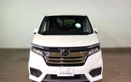Honda Stepwgn IV рестайлинг, 2022 год, 2 300 000 рублей, 5 фотография