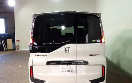 Honda Stepwgn IV рестайлинг, 2022 год, 2 300 000 рублей, 3 фотография