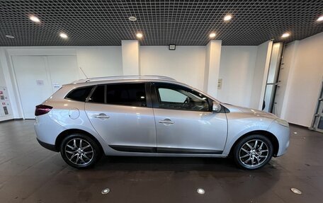 Renault Megane III рестайлинг, 2011 год, 630 000 рублей, 2 фотография