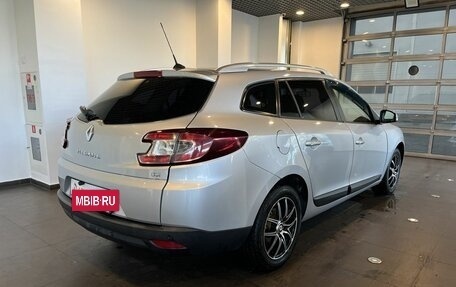 Renault Megane III рестайлинг, 2011 год, 630 000 рублей, 3 фотография