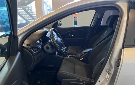 Renault Megane III рестайлинг, 2011 год, 630 000 рублей, 16 фотография