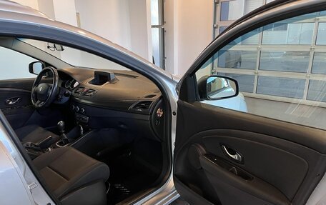 Renault Megane III рестайлинг, 2011 год, 630 000 рублей, 26 фотография