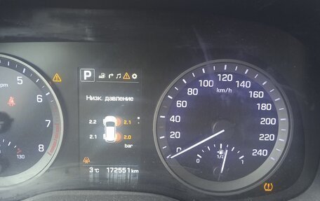 Hyundai Tucson III, 2018 год, 1 800 000 рублей, 6 фотография