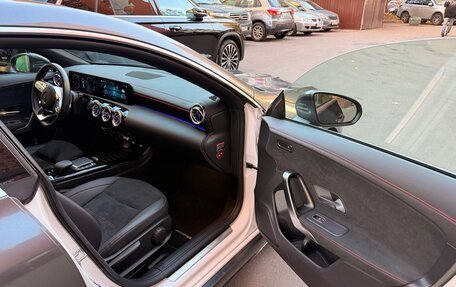 Mercedes-Benz CLA, 2022 год, 4 450 000 рублей, 9 фотография