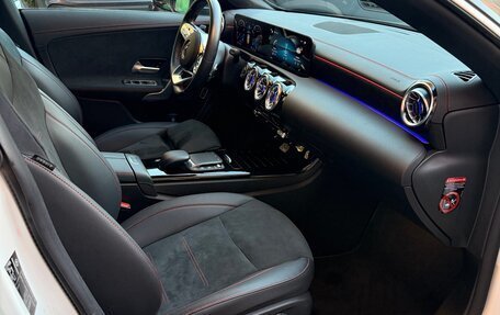 Mercedes-Benz CLA, 2022 год, 4 450 000 рублей, 8 фотография