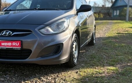 Hyundai Solaris II рестайлинг, 2014 год, 900 000 рублей, 1 фотография