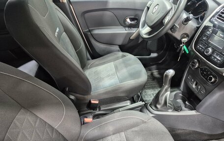 Renault Sandero II рестайлинг, 2017 год, 779 000 рублей, 18 фотография