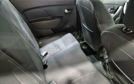 Renault Sandero II рестайлинг, 2017 год, 779 000 рублей, 17 фотография