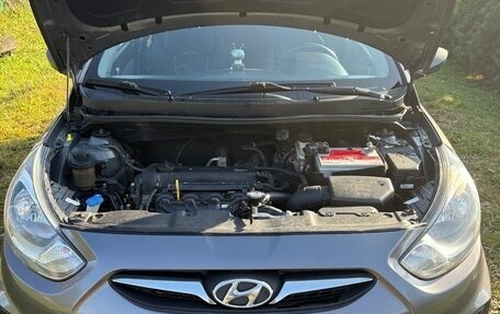 Hyundai Solaris II рестайлинг, 2014 год, 900 000 рублей, 7 фотография