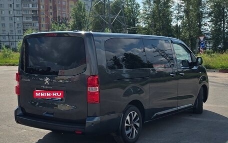 Peugeot Traveller I, 2021 год, 2 500 000 рублей, 4 фотография