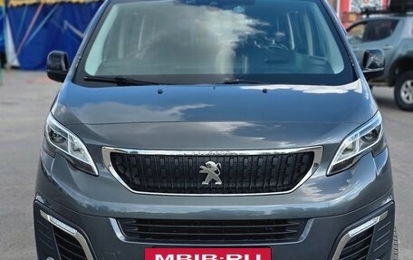 Peugeot Traveller I, 2021 год, 2 500 000 рублей, 11 фотография