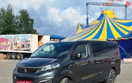 Peugeot Traveller I, 2021 год, 2 500 000 рублей, 5 фотография