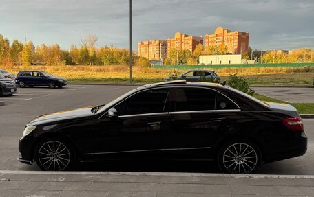 Mercedes-Benz E-Класс, 2011 год, 1 300 000 рублей, 7 фотография