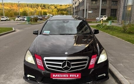 Mercedes-Benz E-Класс, 2011 год, 1 300 000 рублей, 3 фотография